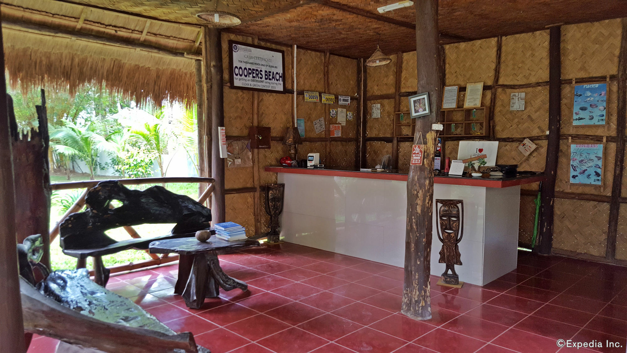 Cooper'S Beach Resort Lucbuan Esterno foto